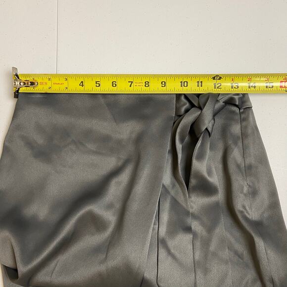 NWT White House Black Market WHBM Silver Satin Wrap Tapered Ankle Pant Size 0 - Picture 12 of 14